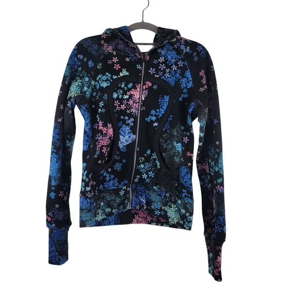 Lululemon Scuba Black Floral Thumbholes Full Zip Hooded Jacket Women's 6 - Picture 1 of 6